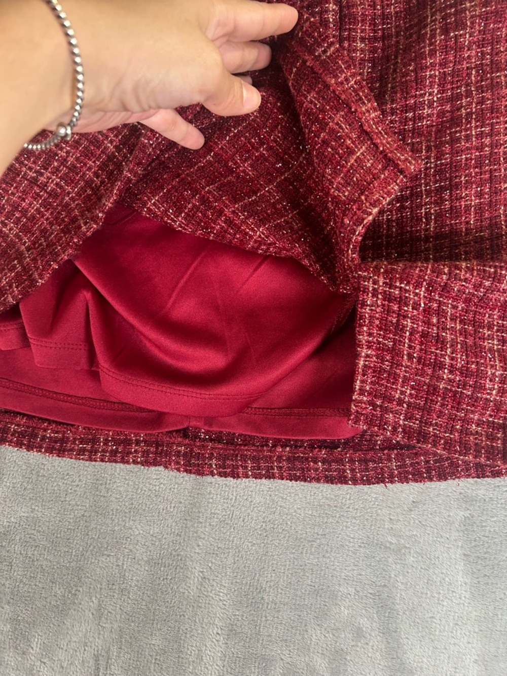 Francesca's Collections Blue Rain Burgundy Tweed Skirt - Picture 9 of 12
